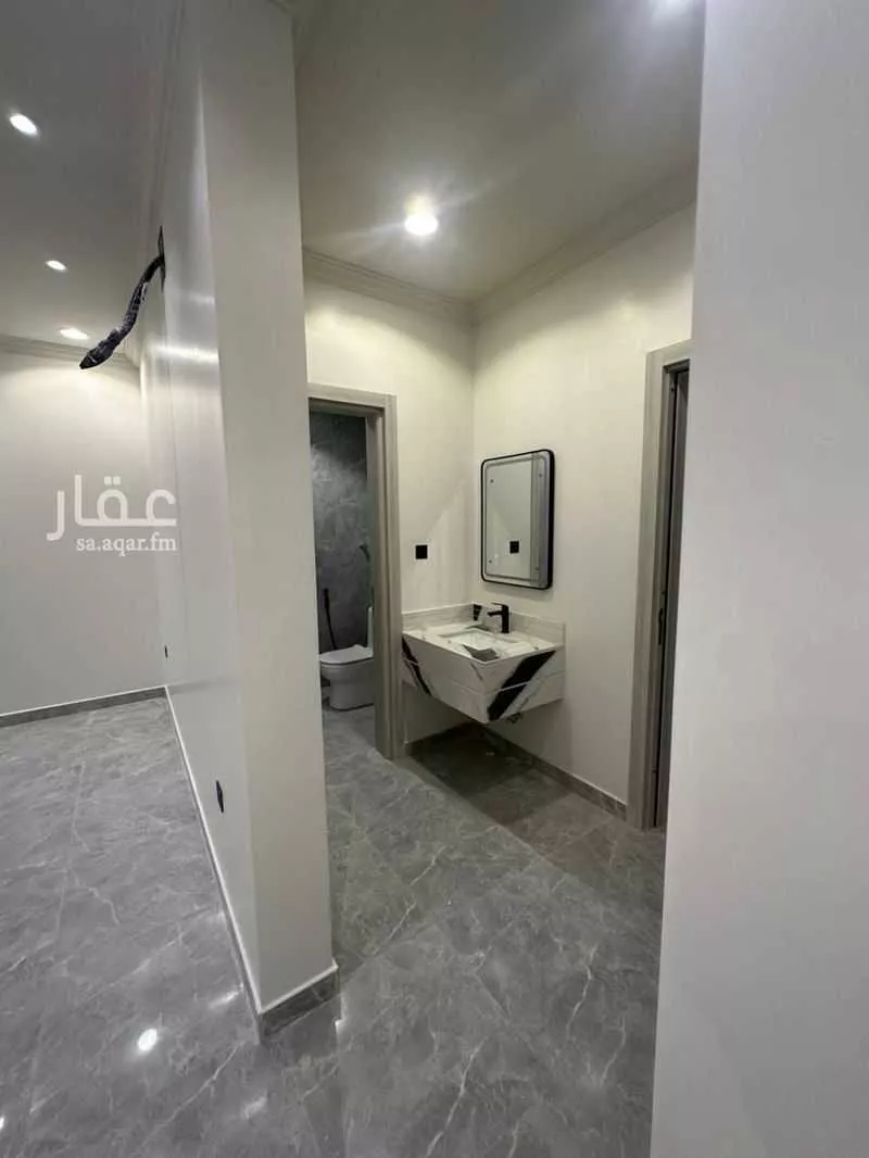 928 sqm building in Al Hamra 16