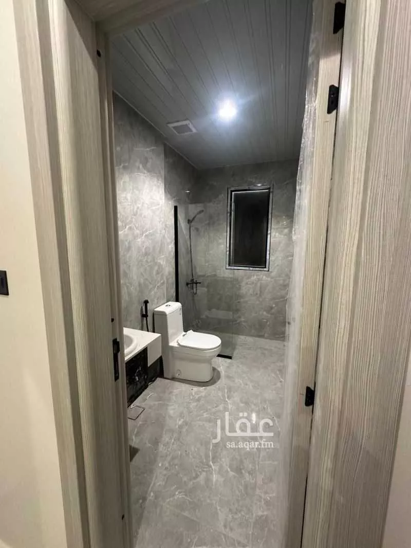 928 sqm building in Al Hamra 10