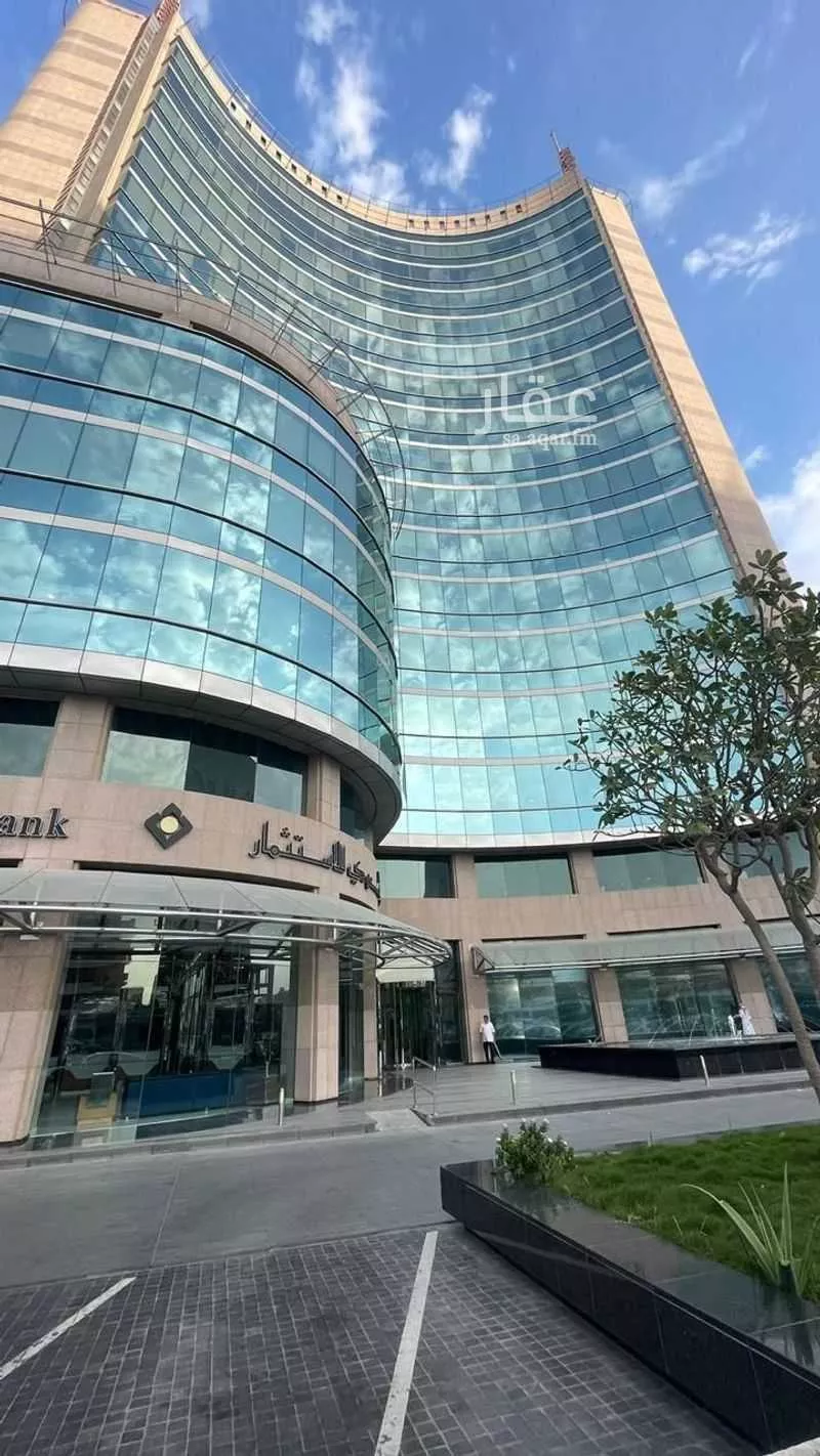 1550 sqm building in Al Bandariyah 9
