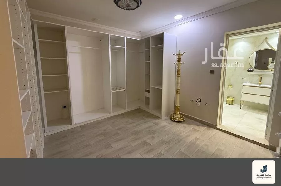 6 bedroom villa in At Tahliyah, Eastern Province 12