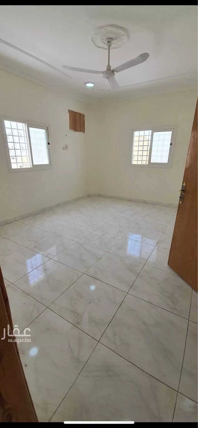 شقة في النهضة