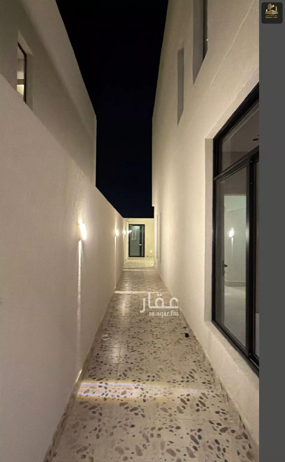 فيلا 5 غرف في الأمواج 7