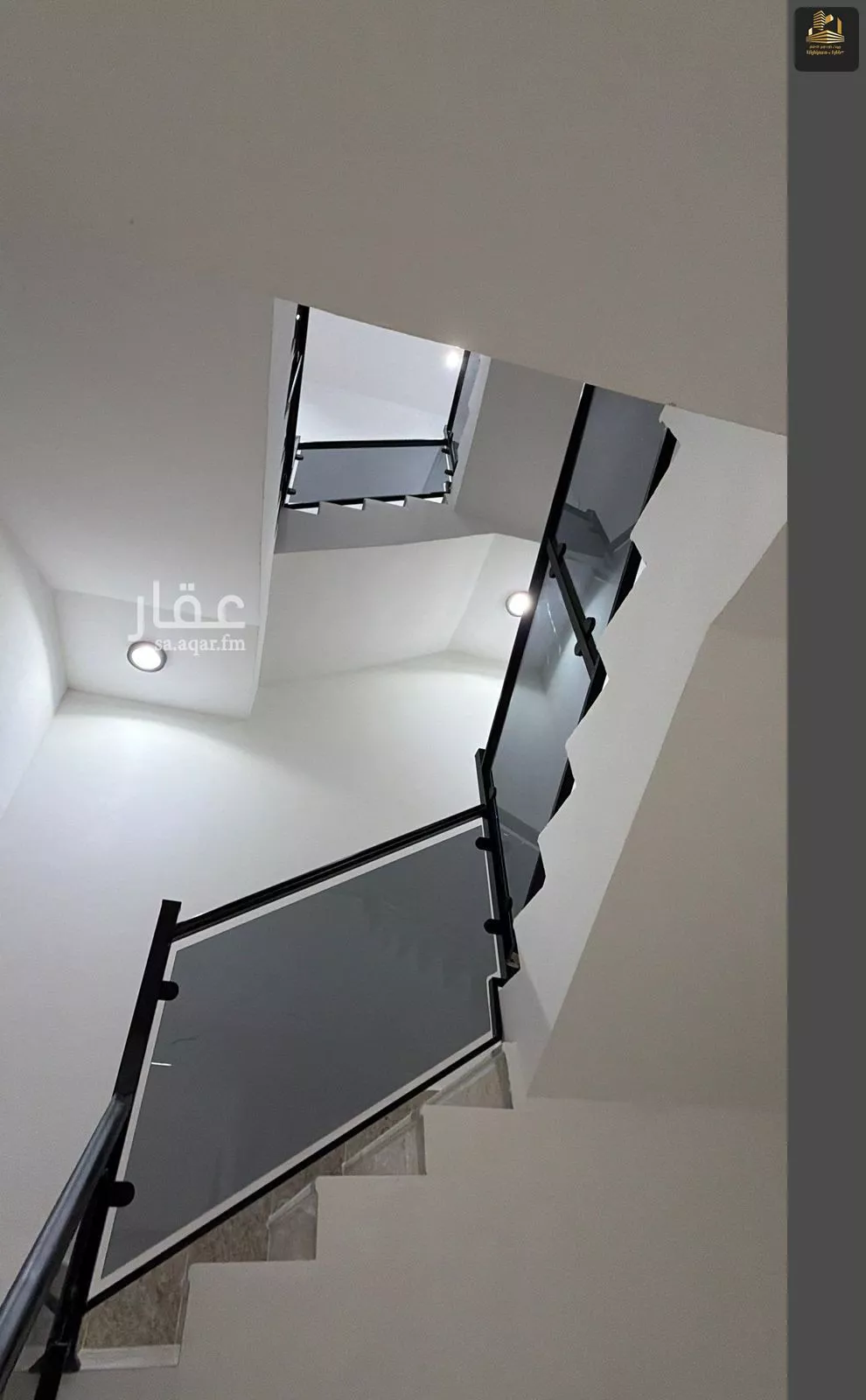فيلا 6 غرف في الأمواج 7