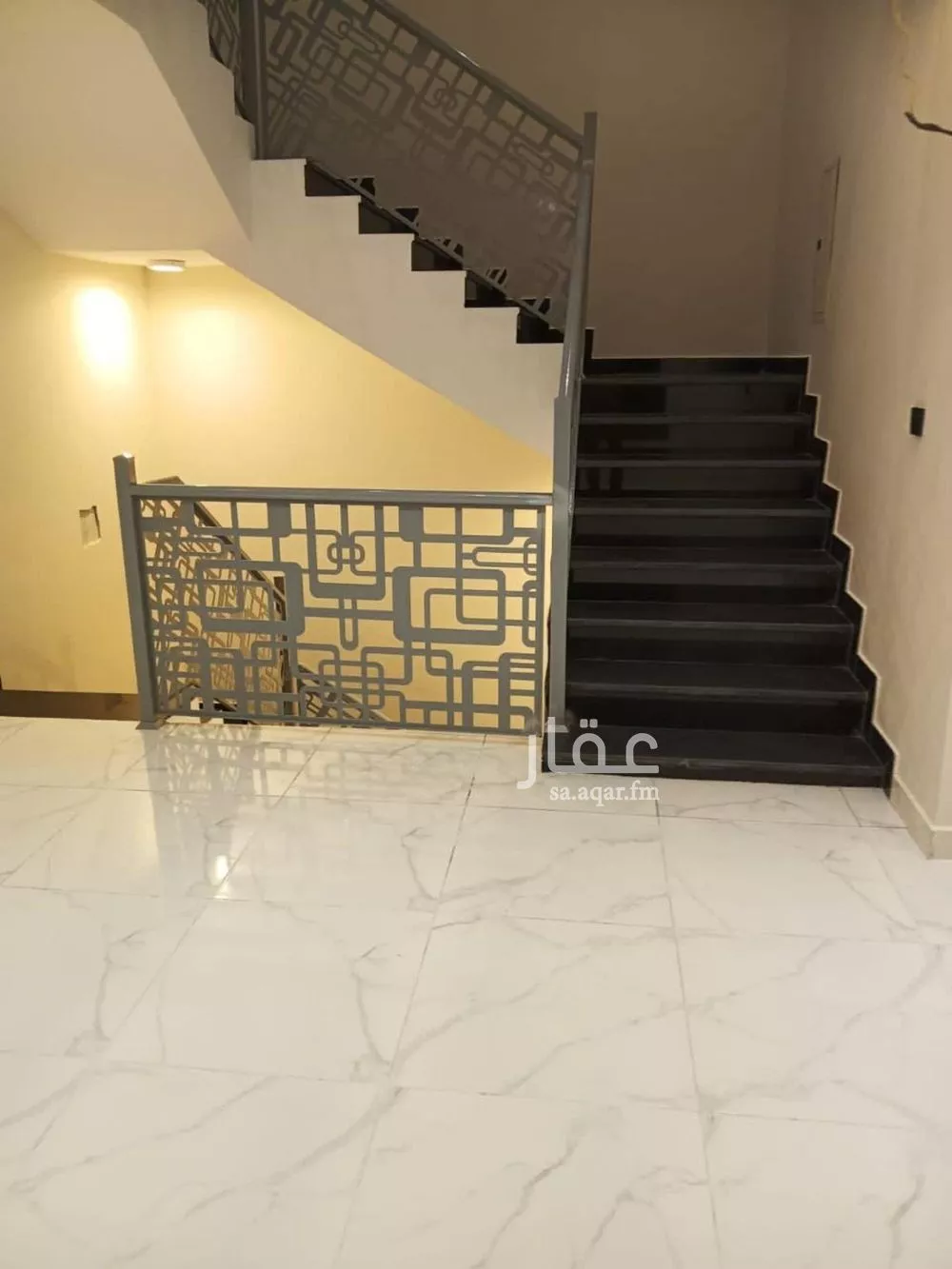 6 bedroom villa in Al Amwaj 3