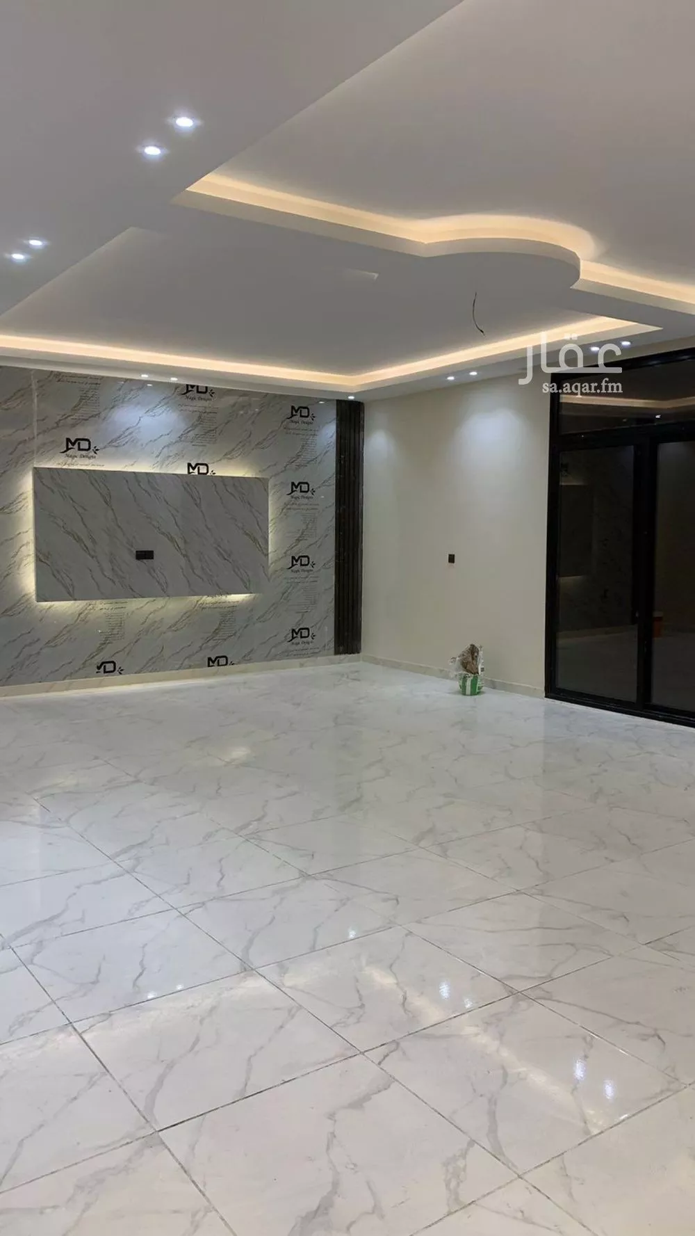 6 bedroom villa in Al Amwaj 5