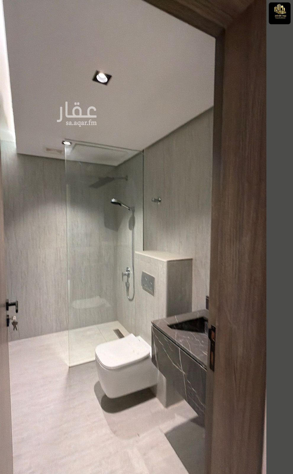 6 bedroom villa in At Tahliyah, Eastern Province 27