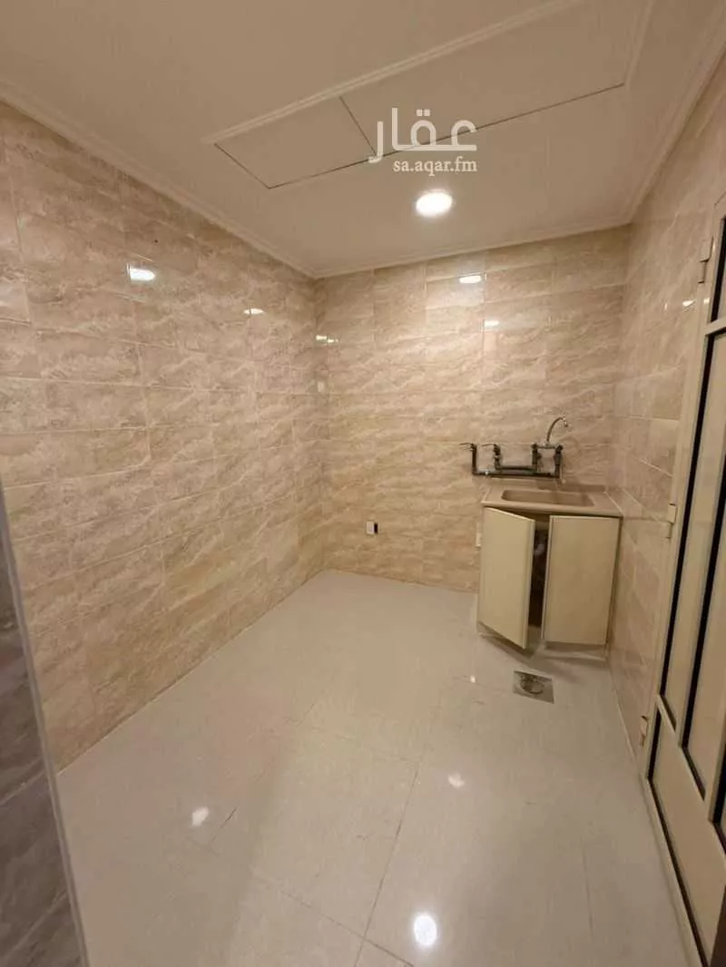 5 bedroom apartment in Dana Al Shamaliah, Eastern Province 6