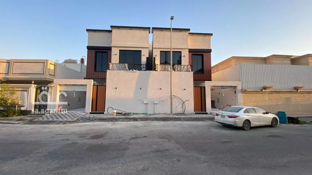 7 bedroom villa in As Sawari 6