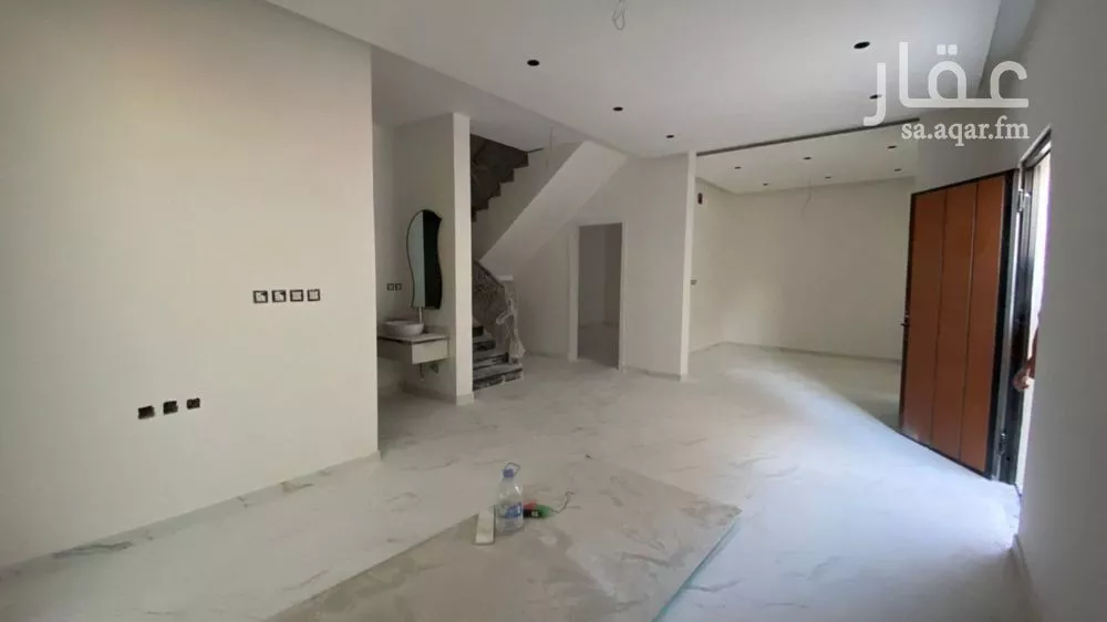 7 bedroom villa in As Sawari 8