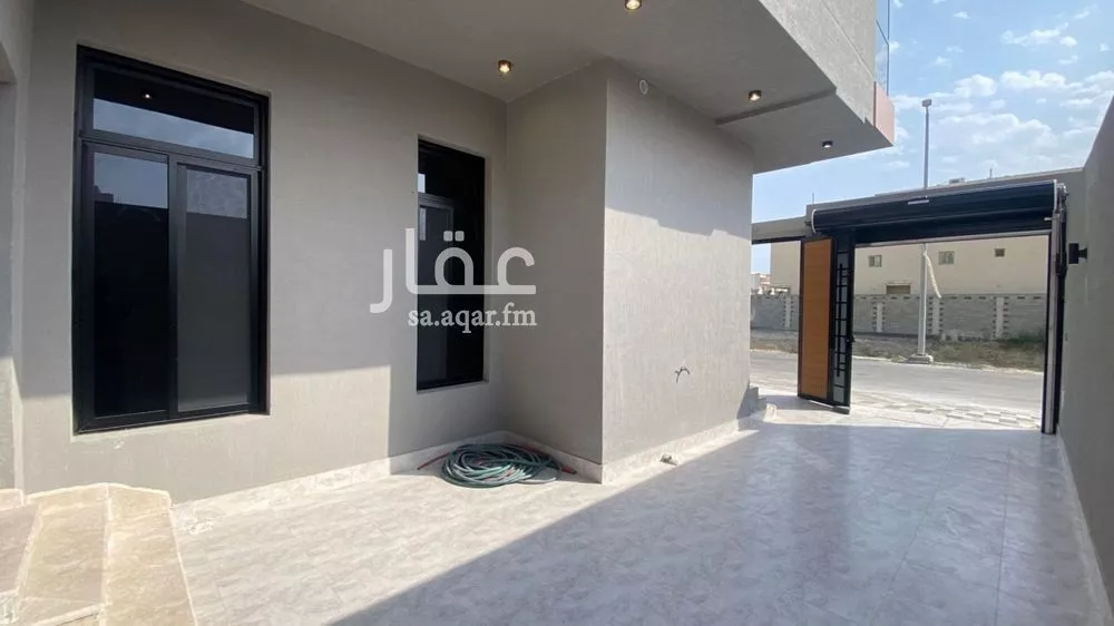 7 bedroom villa in As Sawari 6