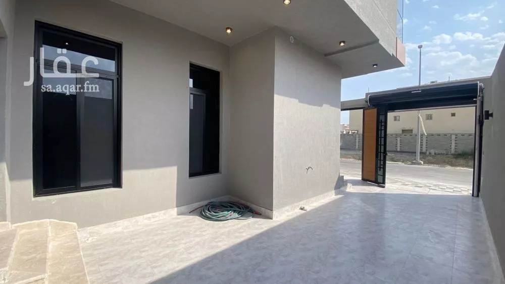 7 bedroom villa in As Sawari 10