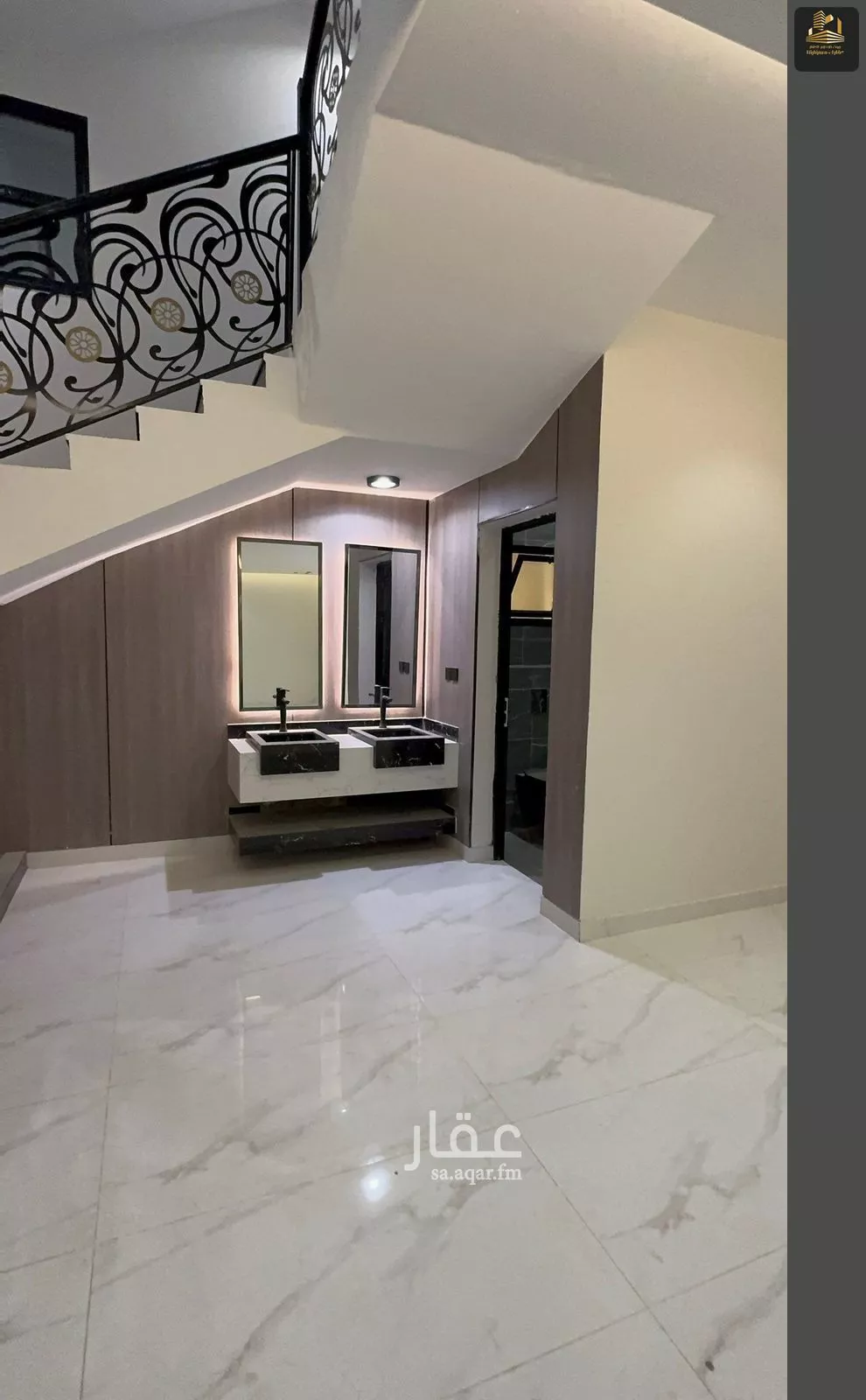 6 bedroom villa in As Sawari 10