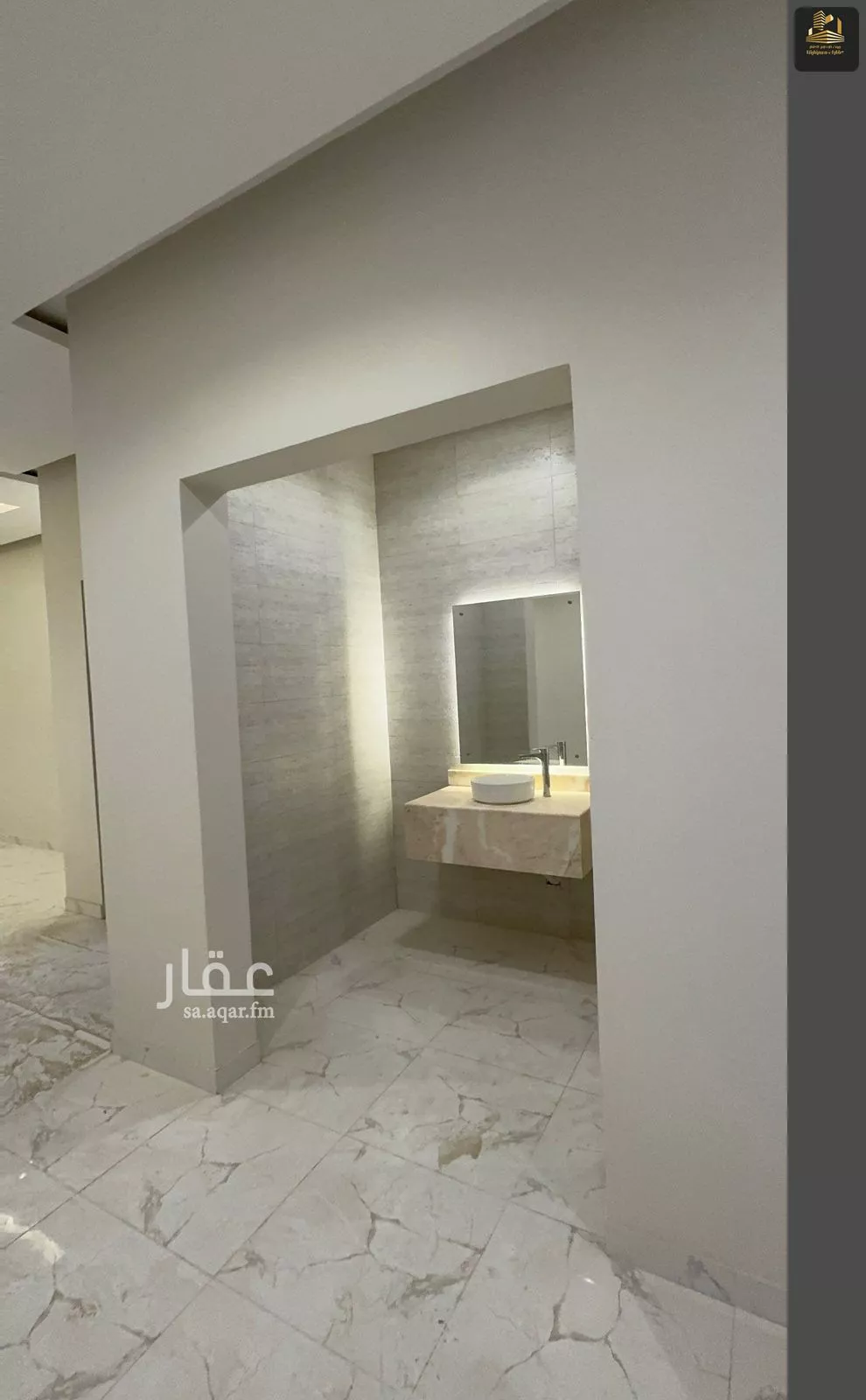 6 bedroom villa in Al Shiraa 17