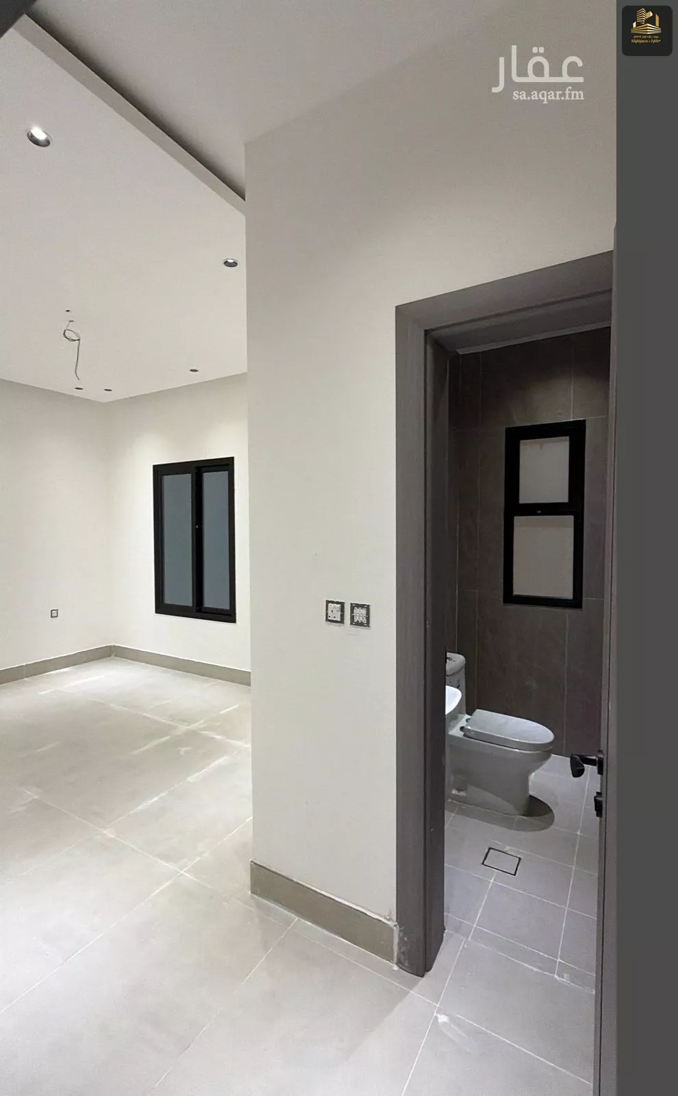 6 bedroom villa in Al Amwaj 11