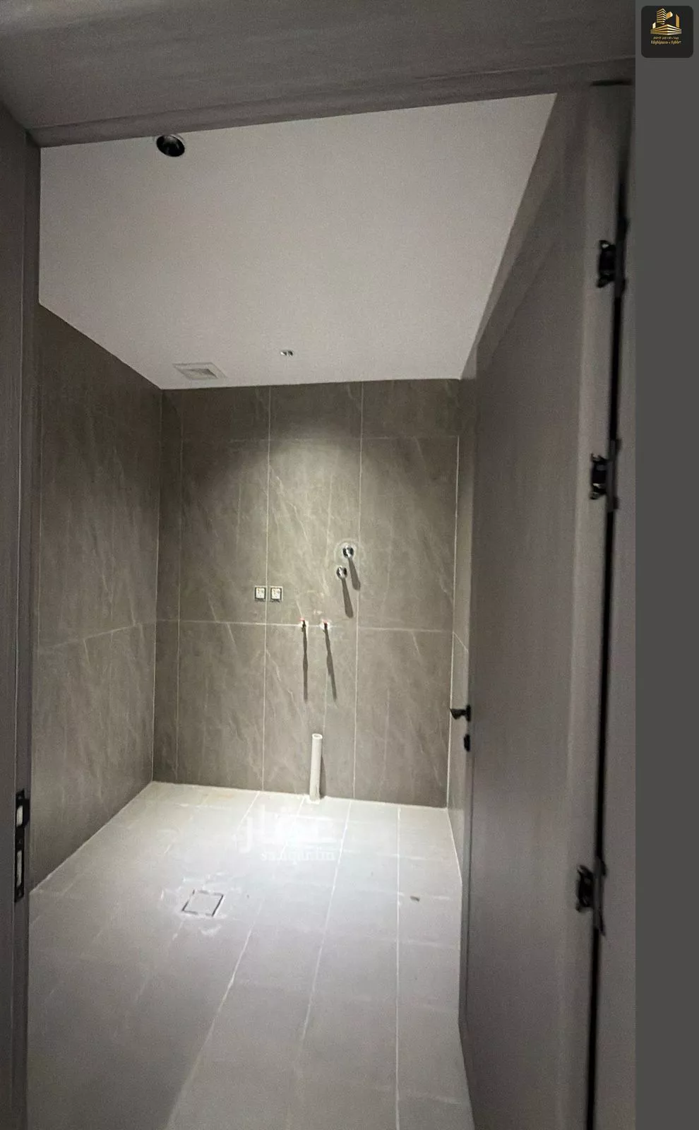 6 bedroom villa in Al Amwaj 21