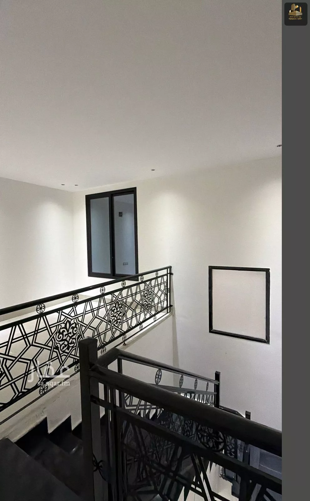 6 bedroom villa in Al Amwaj 22