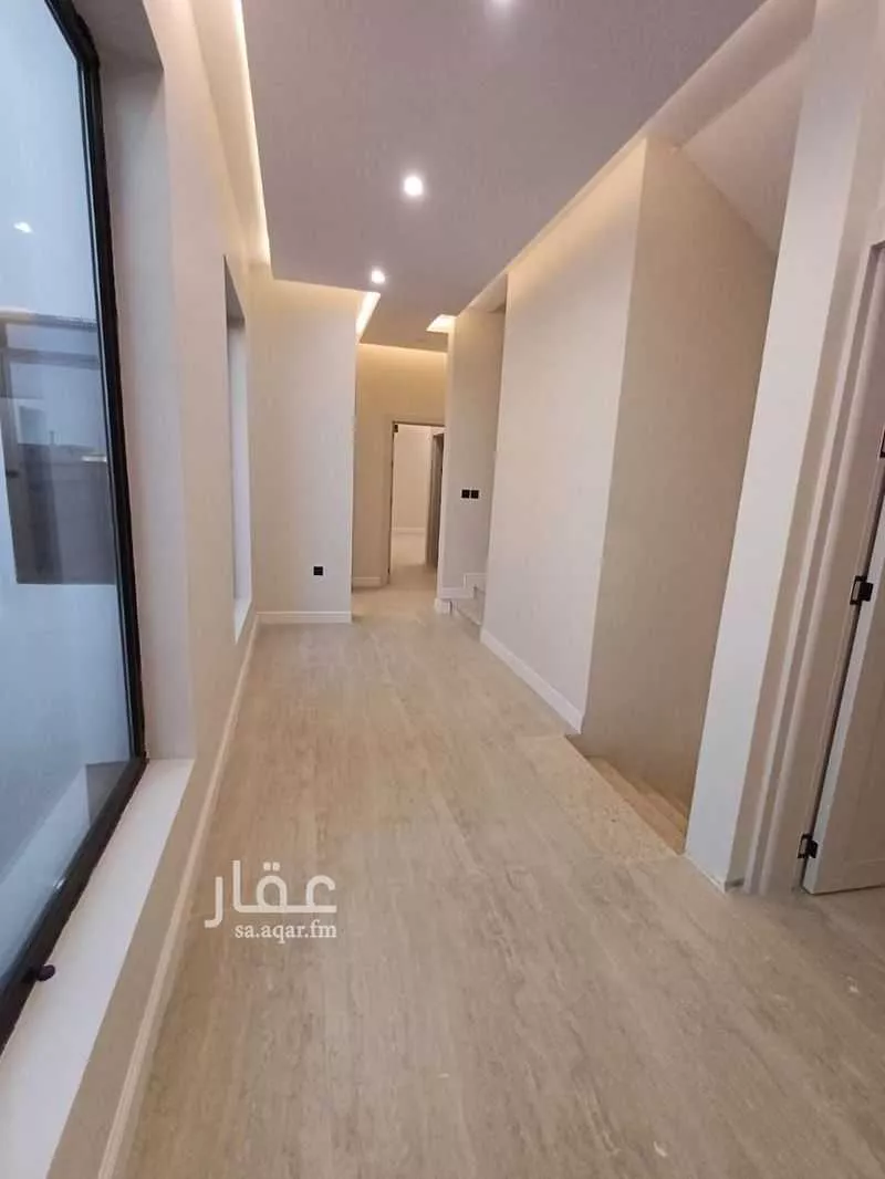 5 bedroom villa in Al Buhairah 13