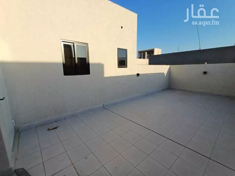 5 bedroom villa in Al Buhairah 20