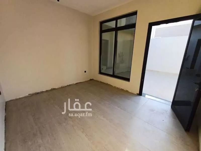 5 bedroom villa in Al Buhairah 5