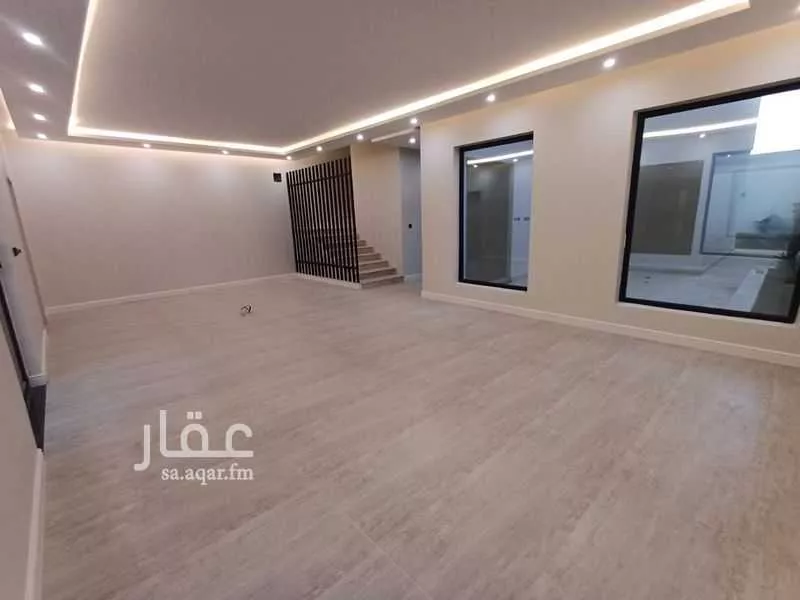 5 bedroom villa in Al Buhairah 7