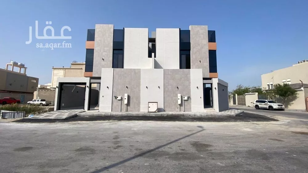 7 bedroom villa in As Sawari 2