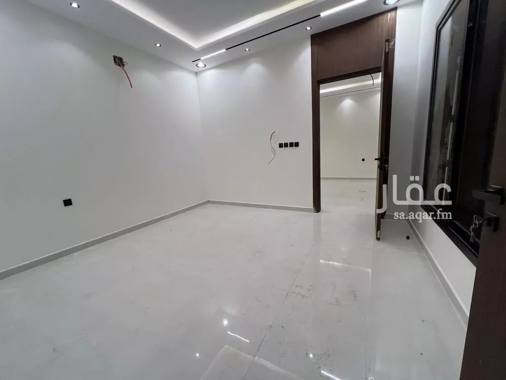 فيلا 6 غرف في ظهرة لبن 20