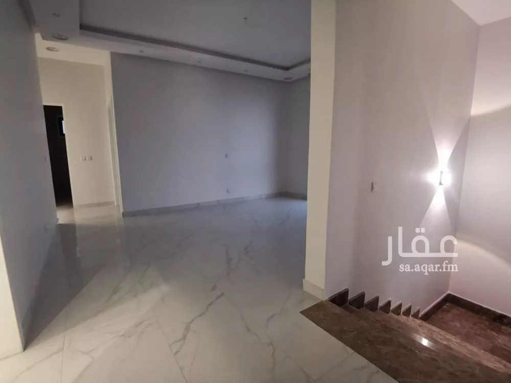 فيلا 4 غرف في العقربية 18