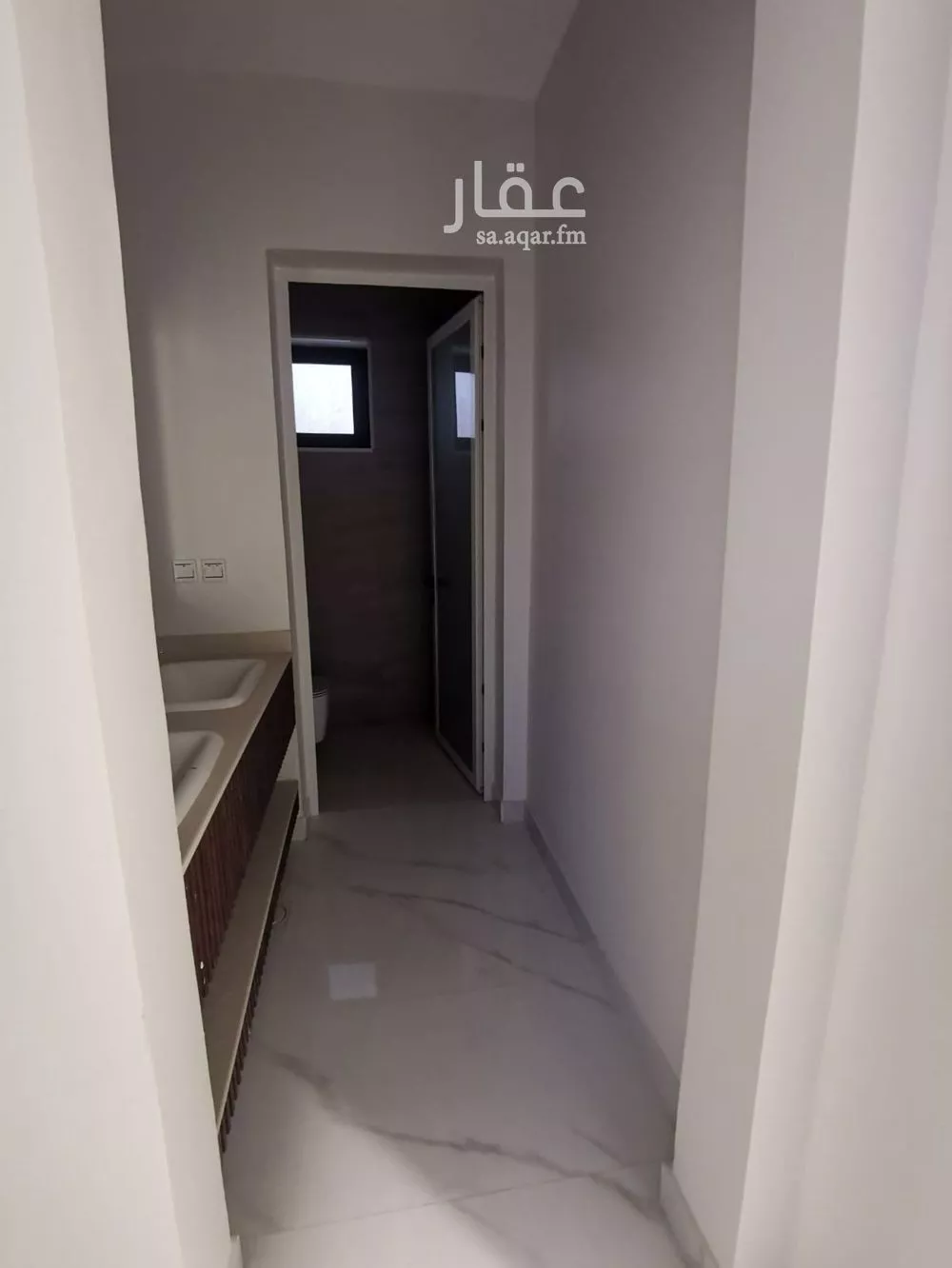 فيلا 4 غرف في العقربية 6