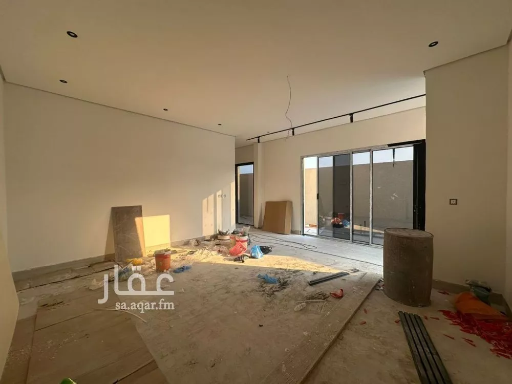 فيلا 9 غرف في الأمواج 12