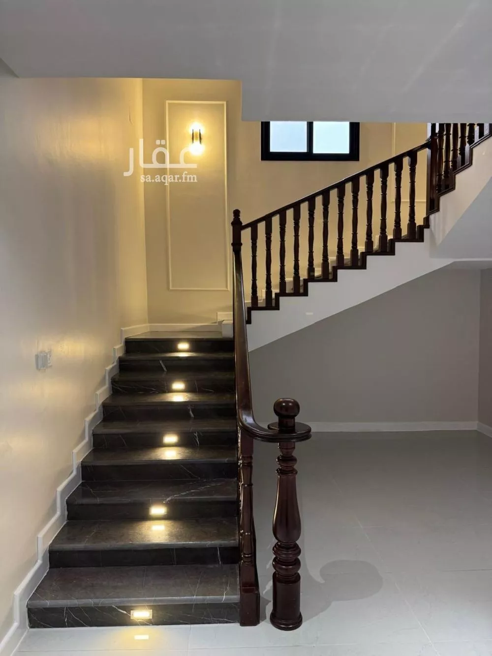 9 bedroom villa in Al Amwaj 9