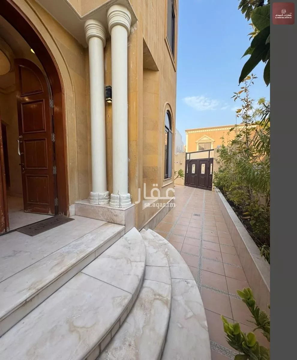 6 bedroom villa in Al Yarmouk 5