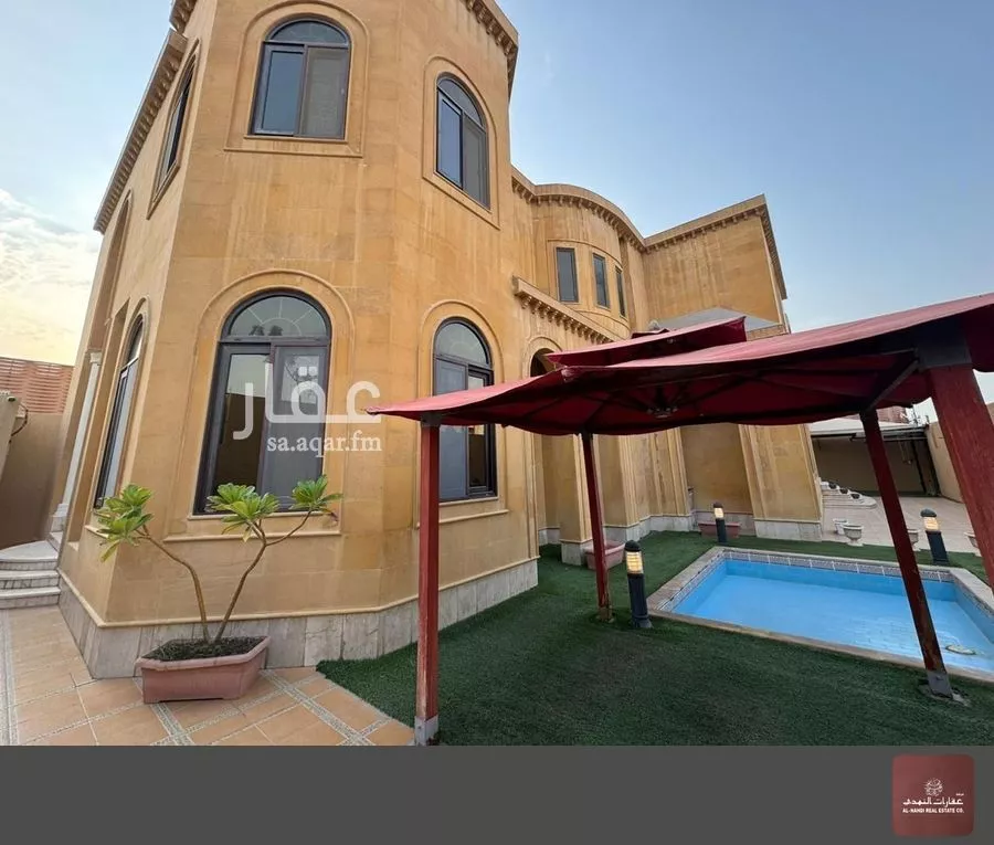 6 bedroom villa in Al Yarmouk 9