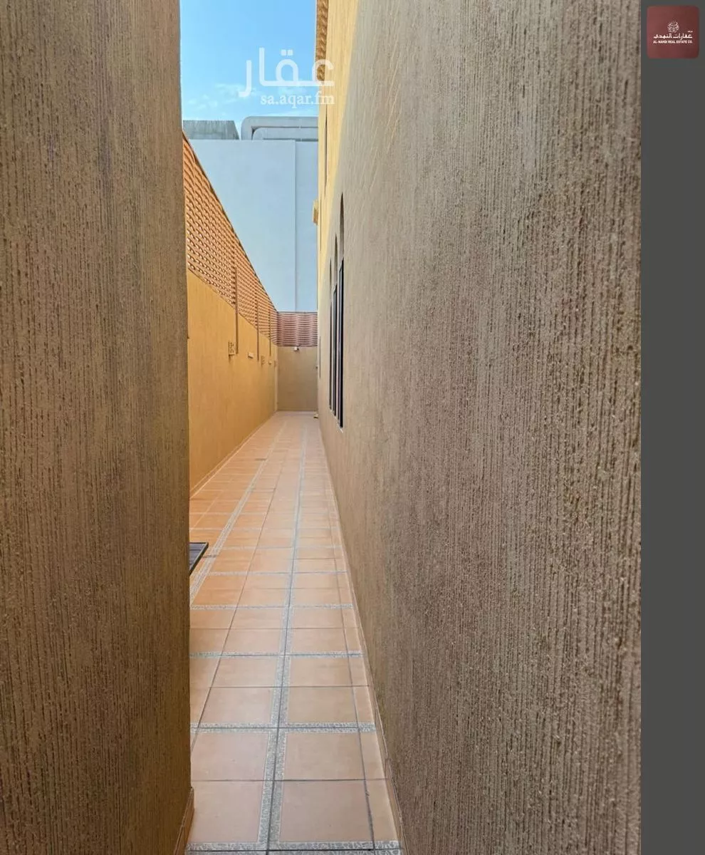 6 bedroom villa in Al Yarmouk 10