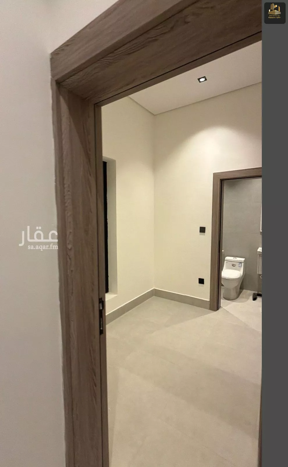5 bedroom villa in Al Buhairah 18
