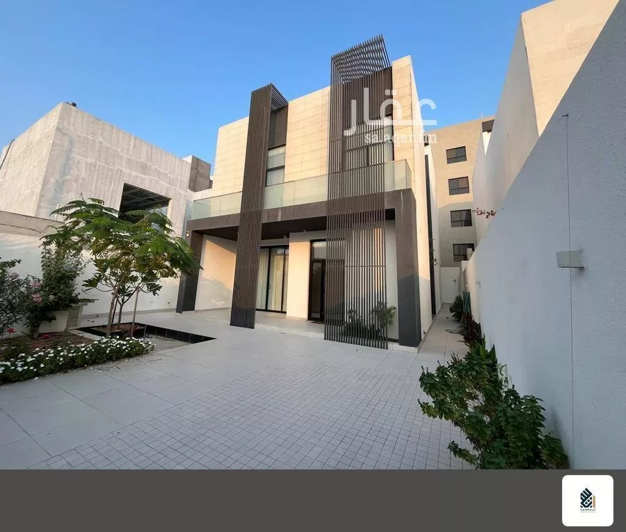 4 bedroom villa in Al Bahr 2