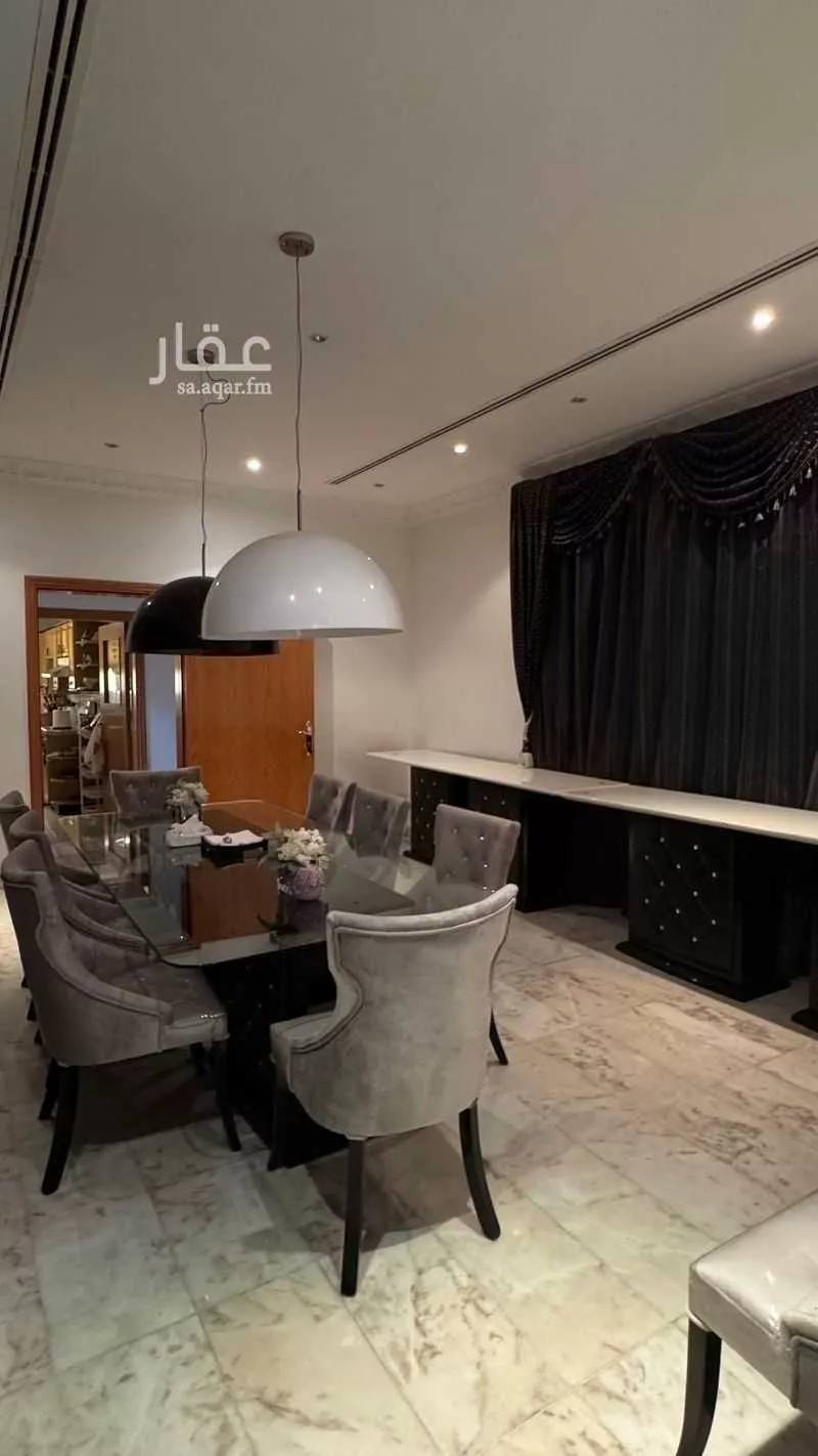 5 bedroom villa in Al Corniche 12