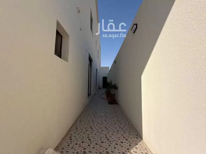 فيلا 7 غرف في الصواري 10