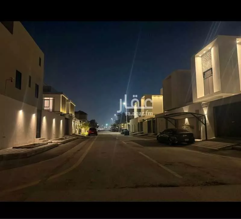 5 bedroom duplex in Qurtubah 4