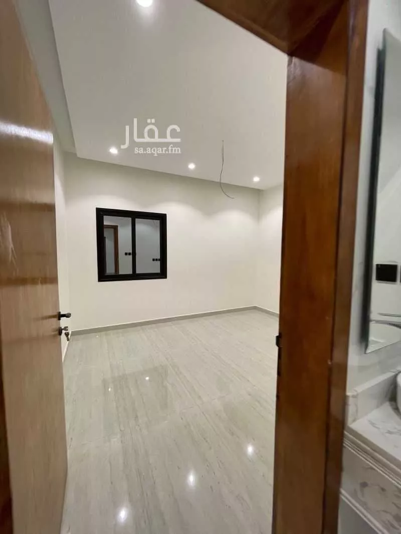 5 bedroom villa in As Sawari 18