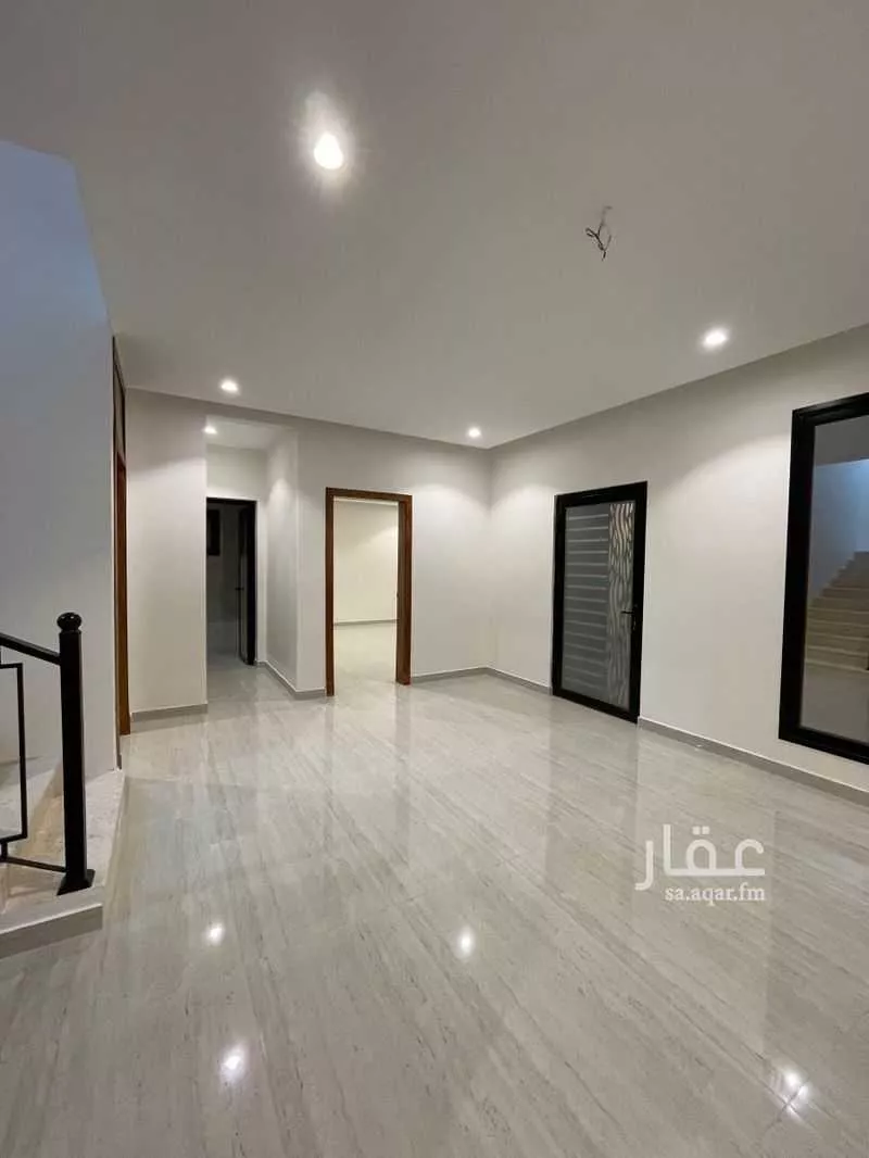 5 bedroom villa in As Sawari 9