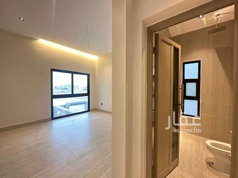 5 bedroom villa in As Sawari 8