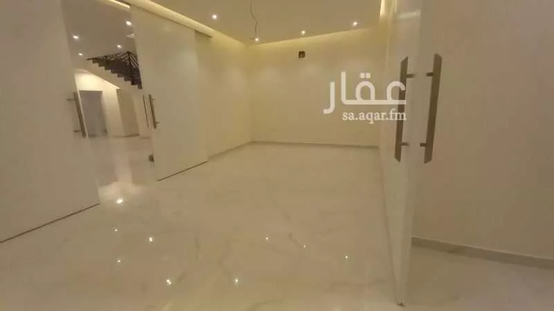 4 bedroom villa in Al Shiraa 8