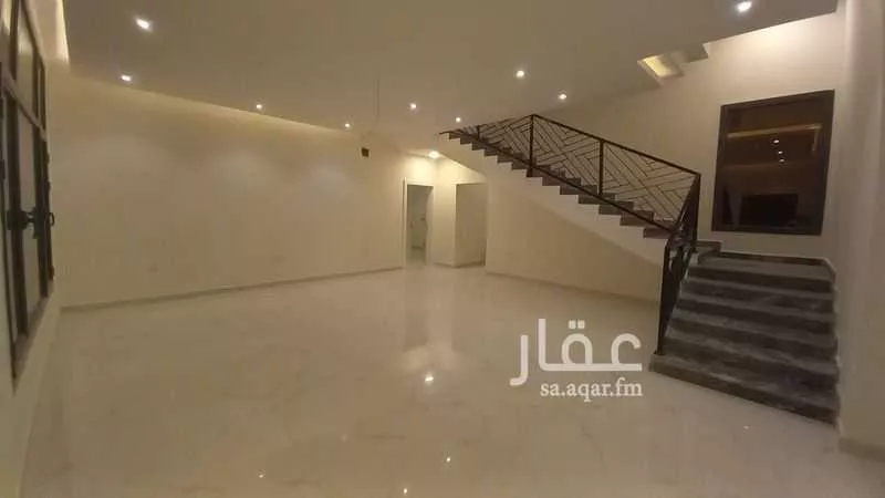 4 bedroom villa in Al Shiraa 9