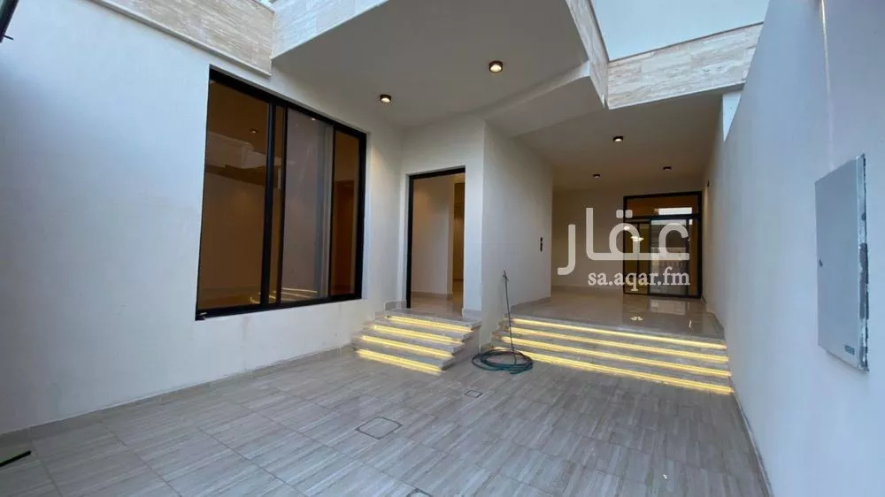 فيلا 7 غرف في الأمواج 7