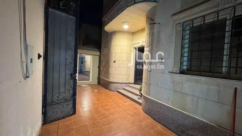 4 bedroom villa in Al Yarmouk 4