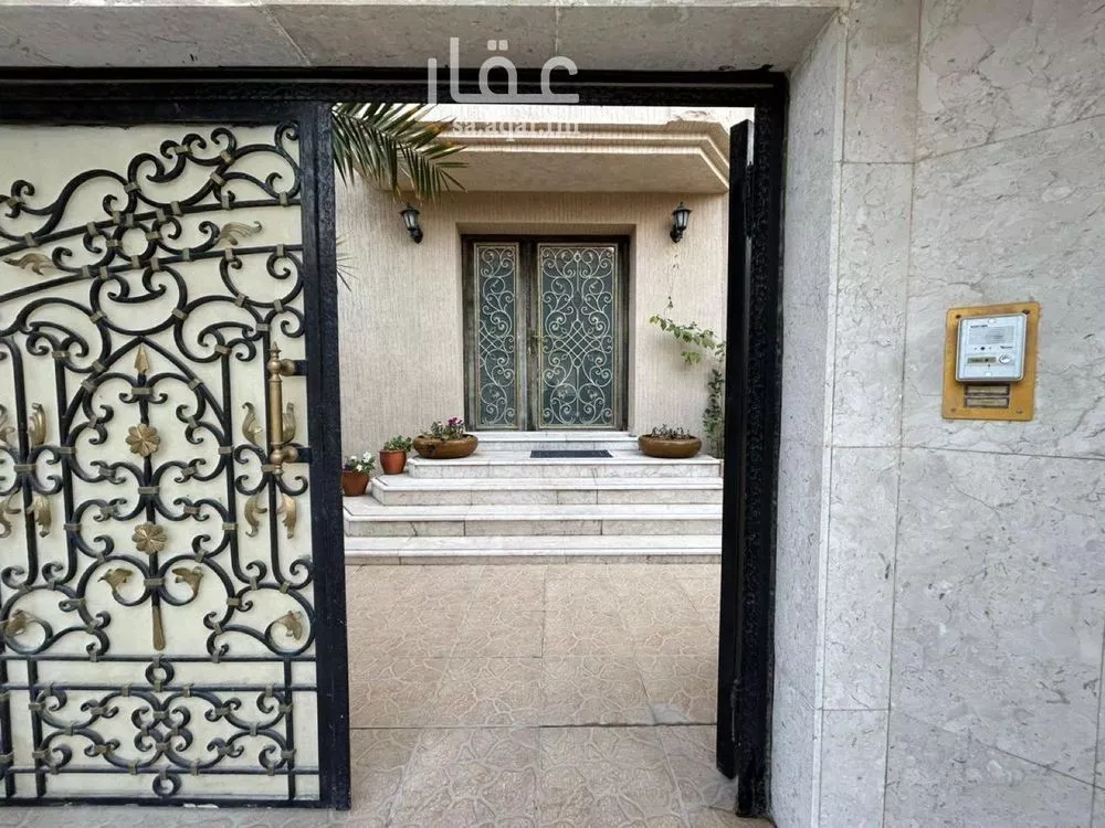 6 bedroom villa in Ar Rakah Al Janubiyah 2