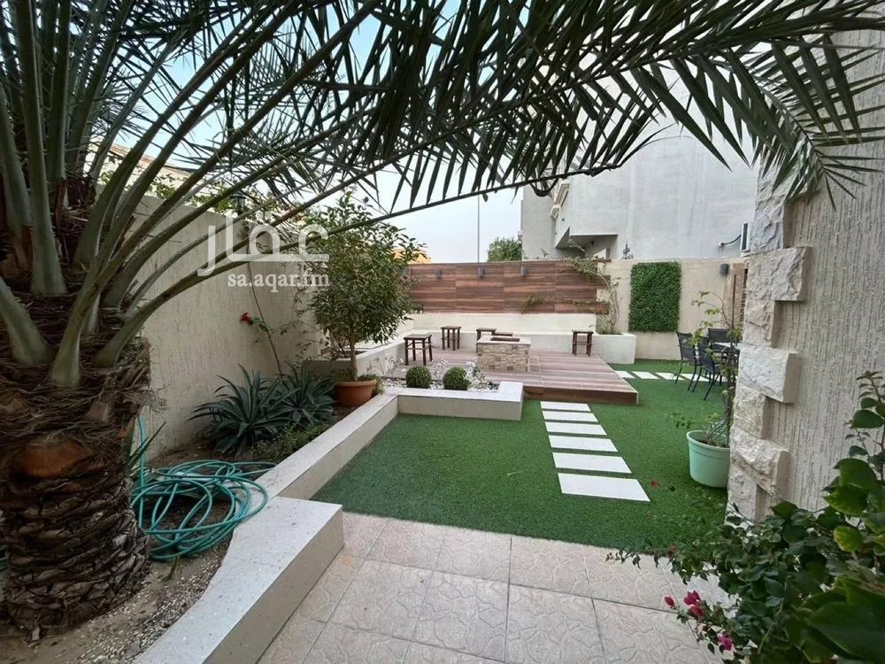 6 bedroom villa in Ar Rakah Al Janubiyah 6
