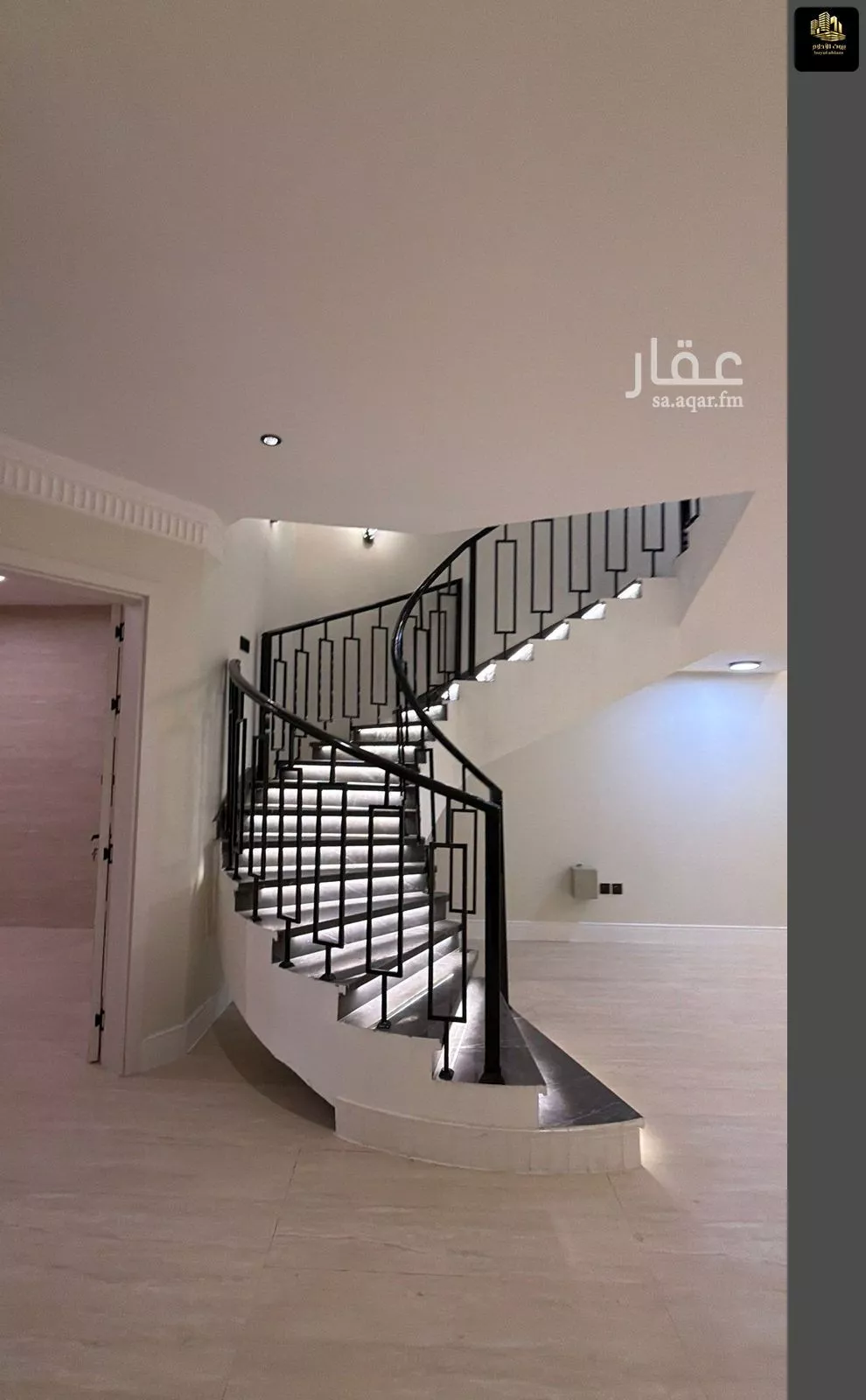 6 bedroom villa in Al Shiraa 7
