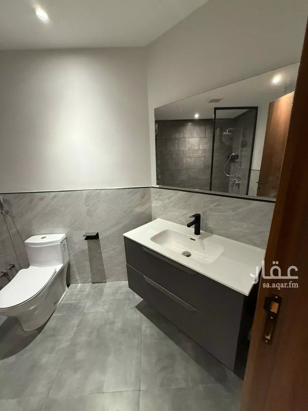3 bedroom apartment in Al Aridh 18