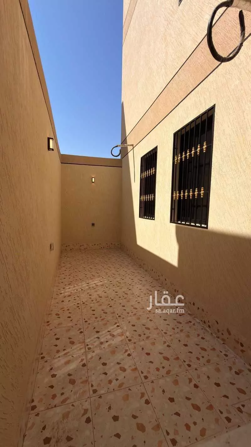 5 bedroom apartment in Al Difa, Madinah 14